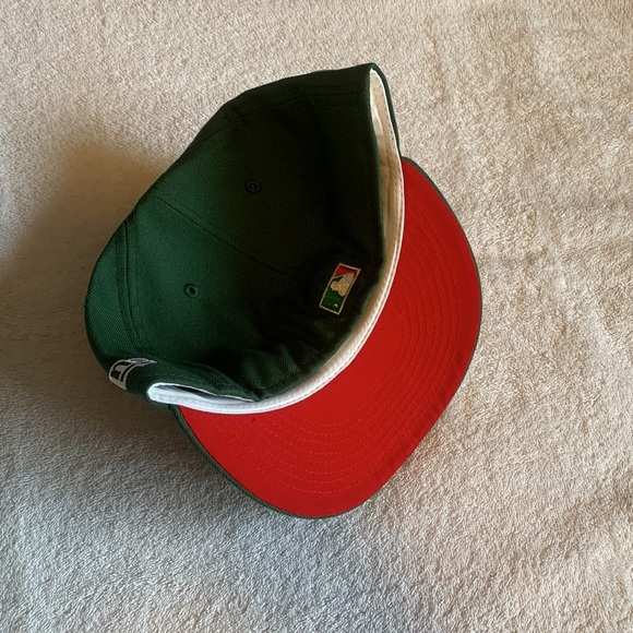 Angles NEW ERA Fitted hat 7 1/4 - Picture 3 of 3